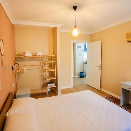 Antik Homes