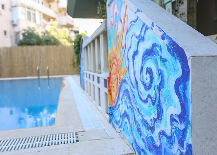 Antik Homes * 马尔马里斯