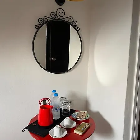 아파트 Antik Homes 말마리스