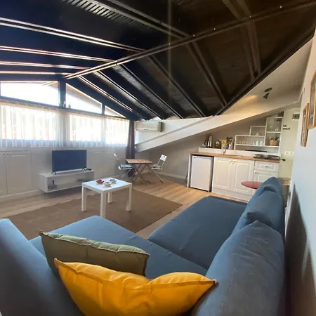 Antik Homes 马尔马里斯